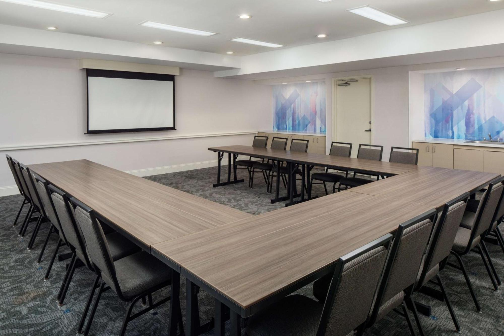Hilton Garden Arcadia/pasadena Area Hotel 3*